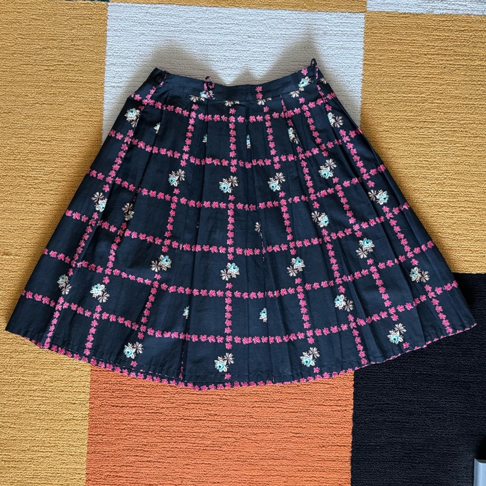 Vintage 1950s Pleated Floral Skirt Size S
